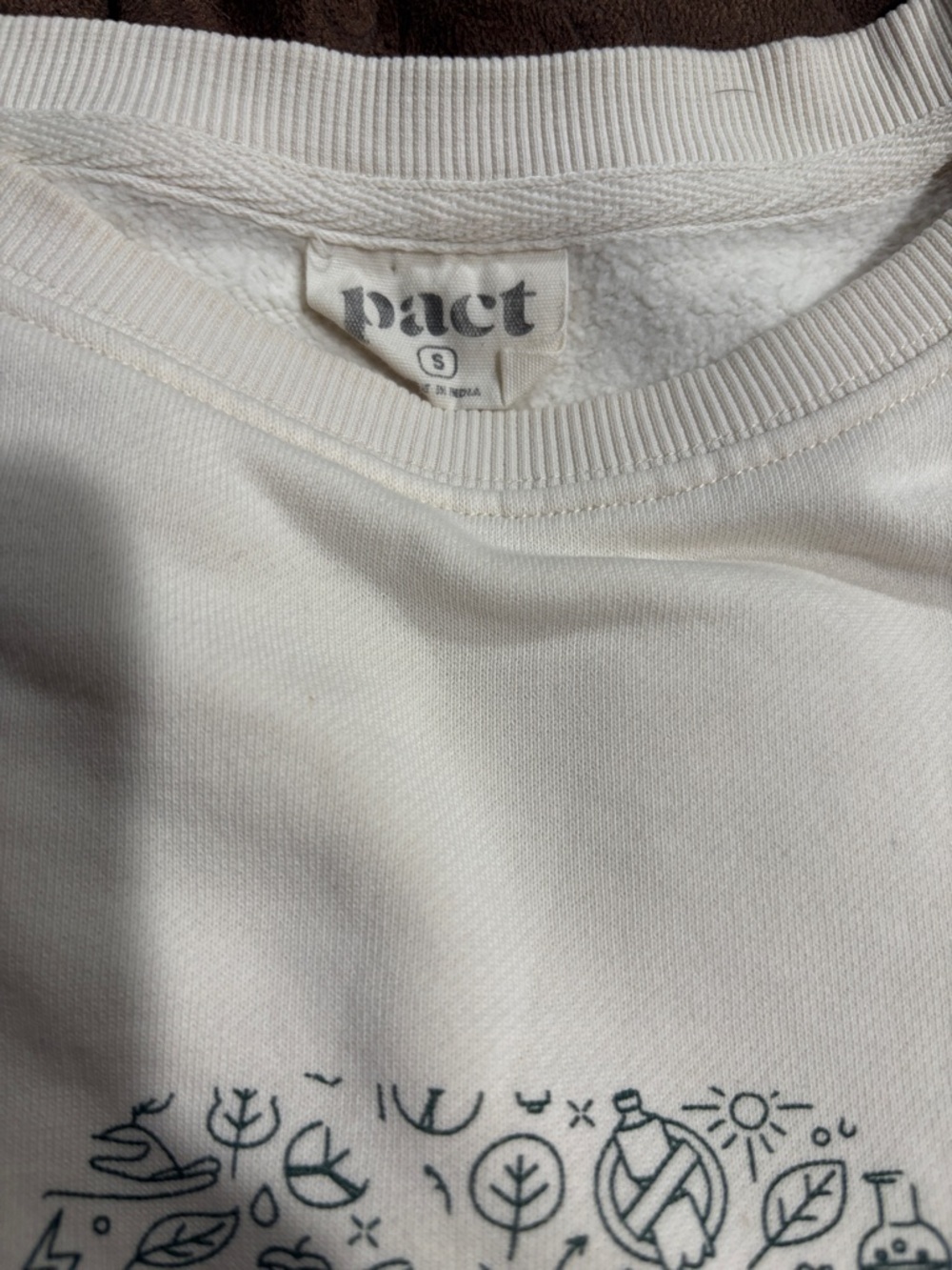 Pact Sweatshirt Womens S Cream Recycle Graphic Gorpcore Pullover Shirt Organic - Picture 2 of 4